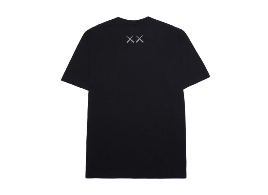 Uniqlo x KAWS Tee 03 Blackのバックプリント画像