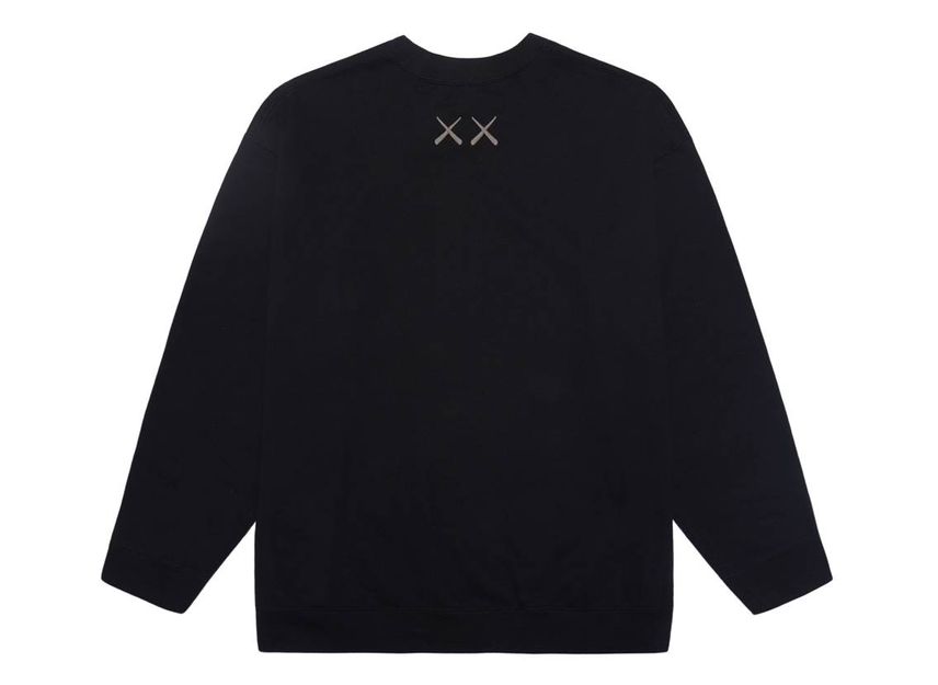 Uniqlo x KAWS Sweatshirt Blackのバックプリント画像