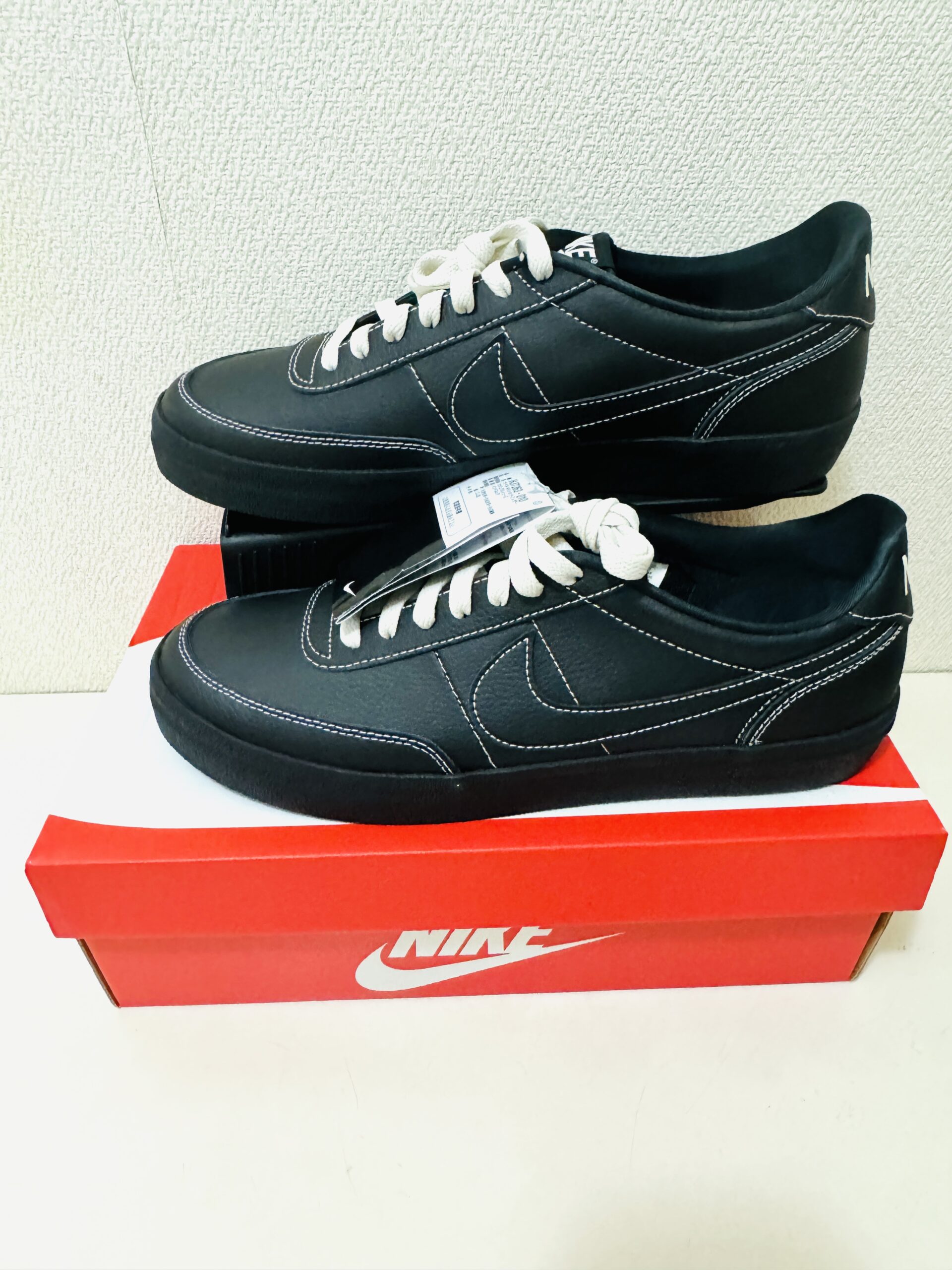 Nike Killshot 2 Black/Phantomの正面画像