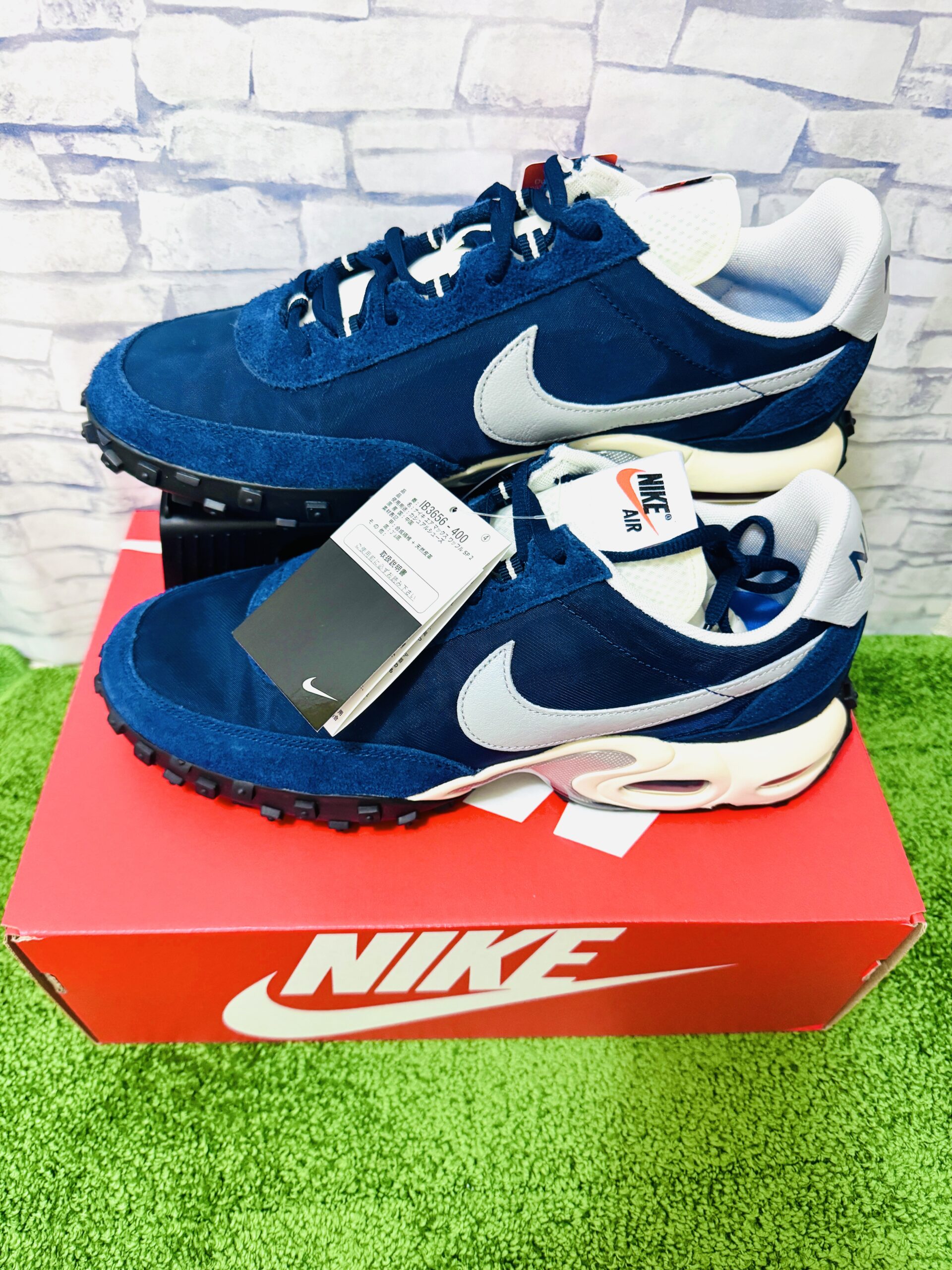 Nike Air Max Waffle Obsidian/Midnight Navy(ナイキ エアマックス ワッフル オブシディアン/ミッドナイトネイビー)の正面画像