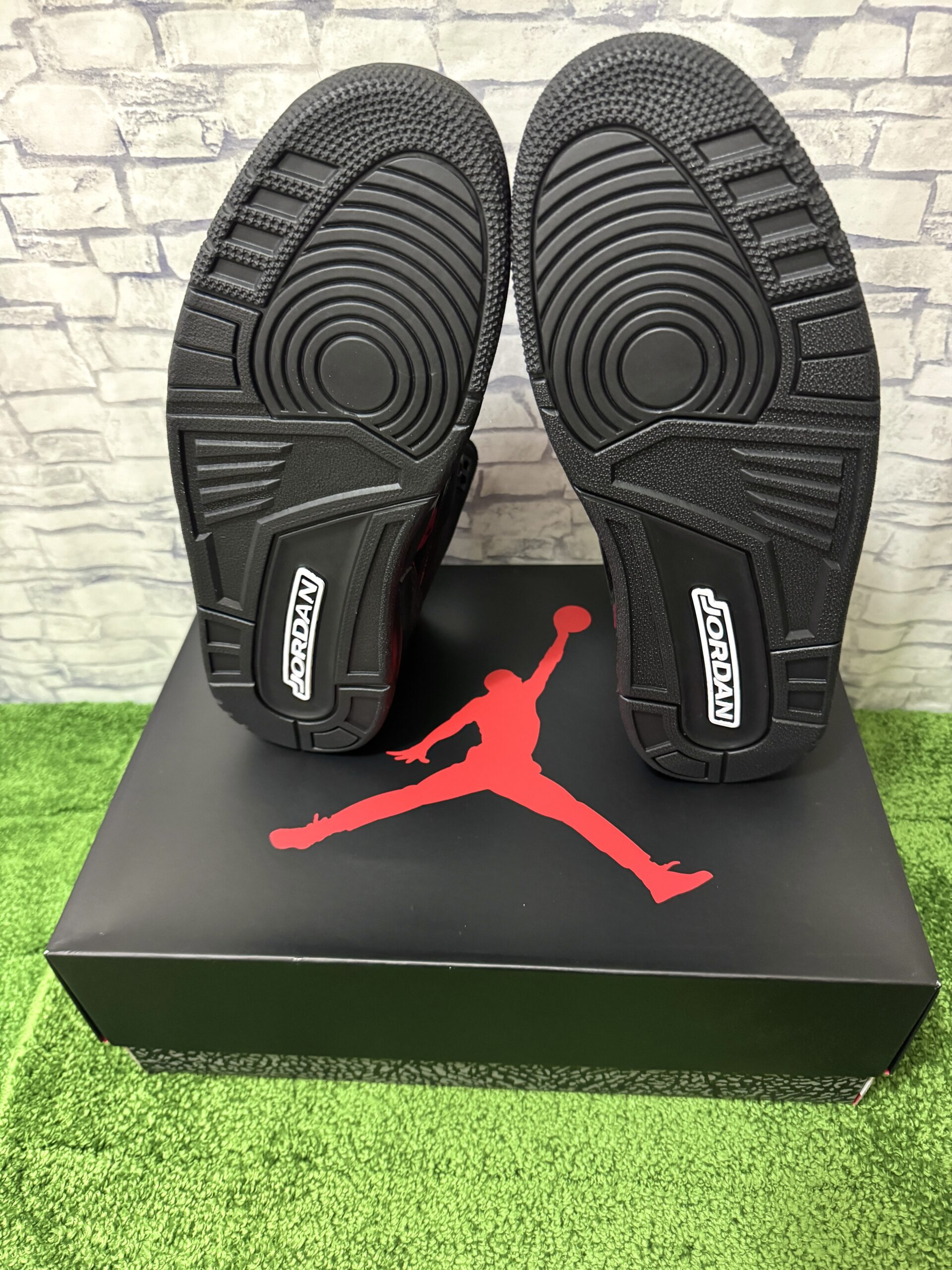 Nike Air Jordan 3 Retro Black Cat (2025)(ナイキ エアジョーダン3 レトロ ブラックキャット (2025))のソール画像
