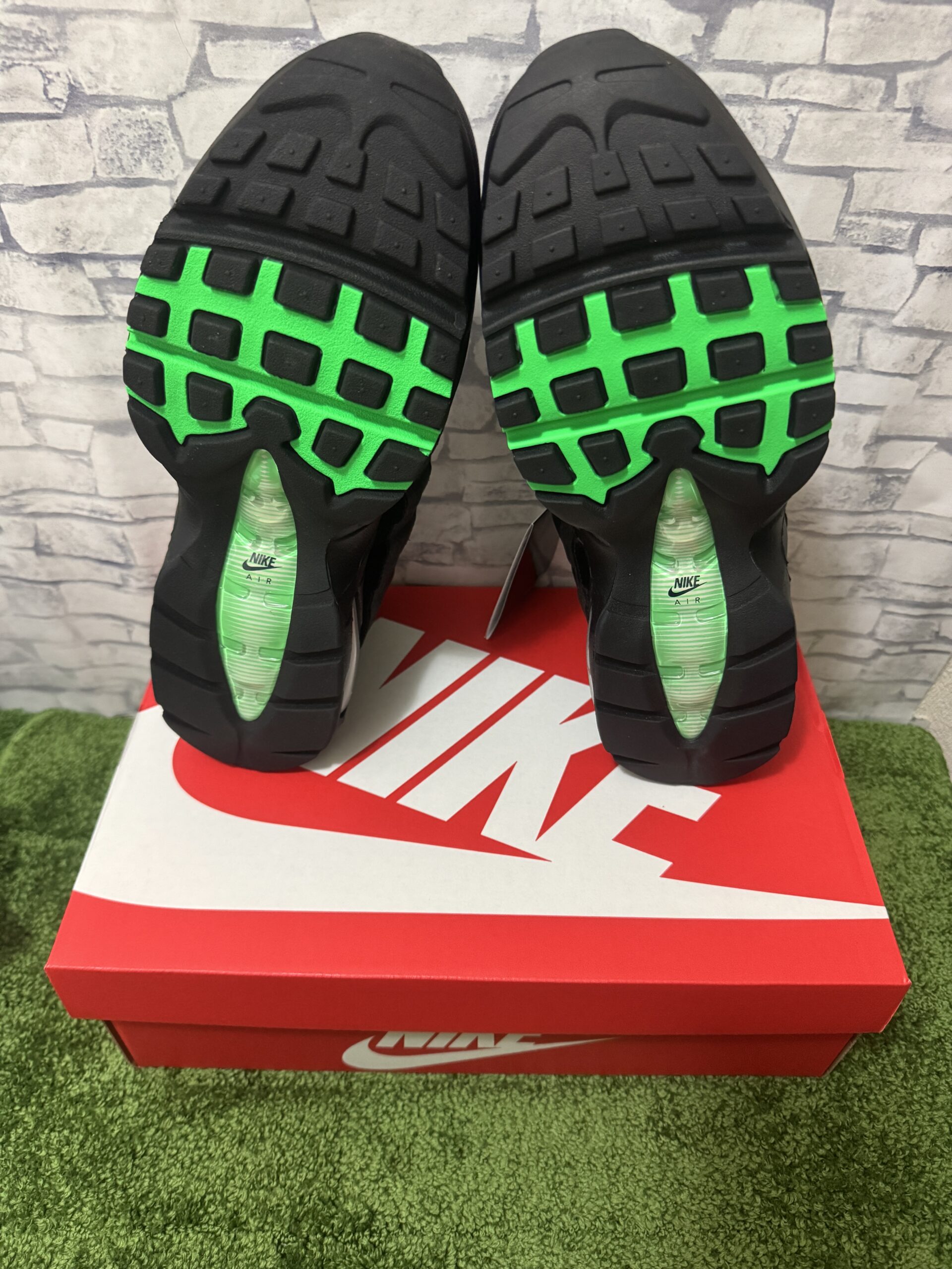 Nike Air Max 95 OG Big Bubble Green Shock(ナイキ エアマックス95 OG ビッグバブル グリーンショック)のソール画像